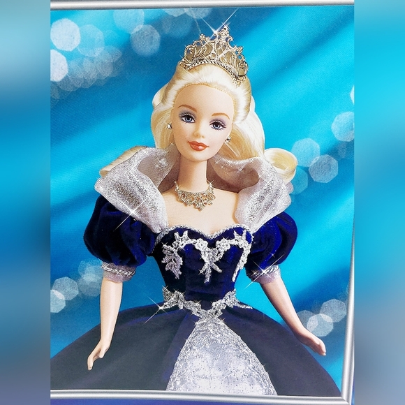 Vintage Y2K Millennial Princess Barbie With Hallmark Collectible Ornament In box - Picture 6 of 11